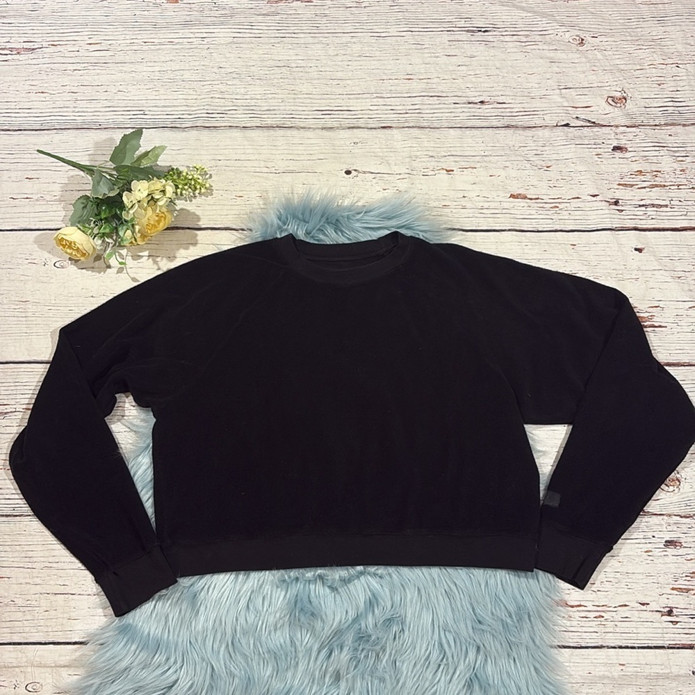 Set Active Black Velour Crewneck Cropped Sweatshirt